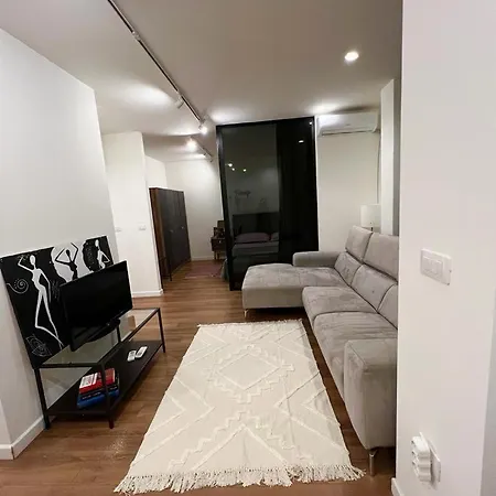Apartamento Amma's In Tirana! *